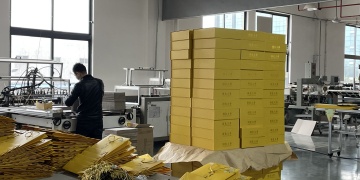 龙舟争渡粽子礼盒定制